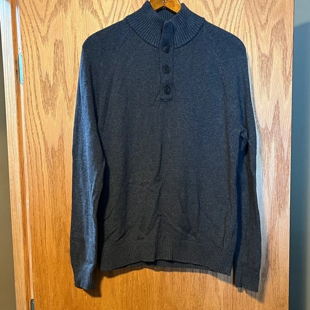 Banana Republic Dark Gray Sweater
